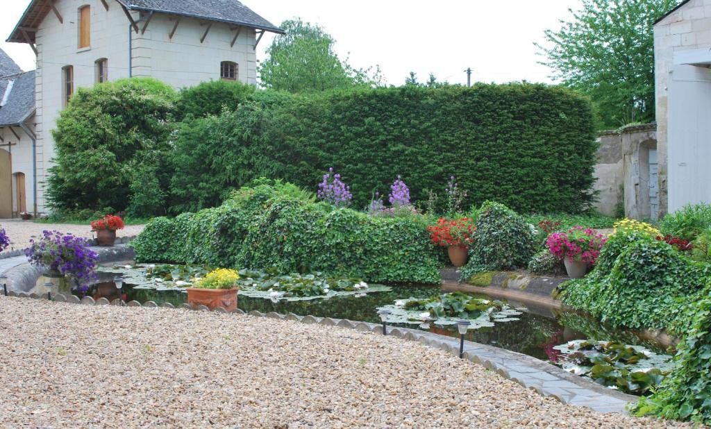 Demeure De Beaulieu Bed & Breakfast Le Coudray-Macouard Exterior photo