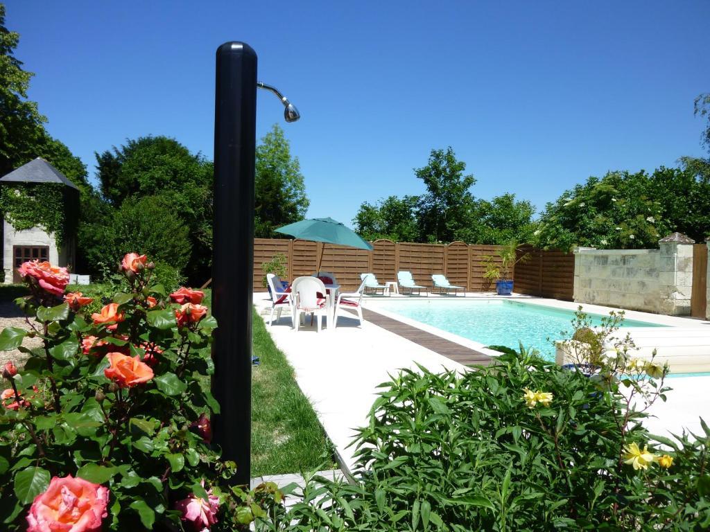 Demeure De Beaulieu Bed & Breakfast Le Coudray-Macouard Exterior photo