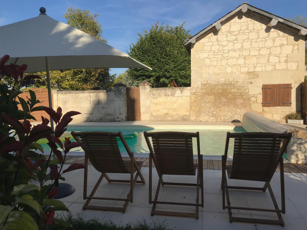 Demeure De Beaulieu Bed & Breakfast Le Coudray-Macouard Exterior photo